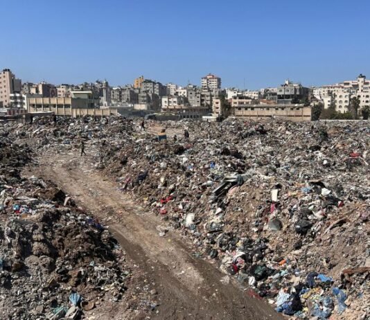 Gaza Chokes Under a Polluted Sky: A Detailed Report on the Mounting Waste Crisis and Its Environmental and Health Consequences